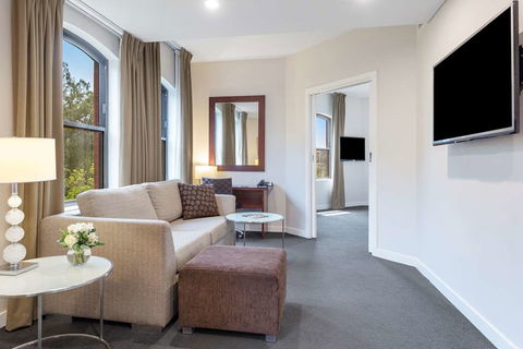 Amora Hotel Riverwalk Melbourne - Perths Hotel 12