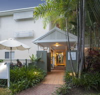 Port Douglas Apartments - Perths Hotel