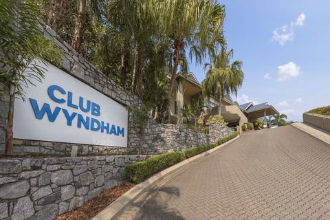 Club Wyndham Airlie Beach - Perths Hotel 0