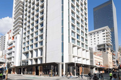 QT Perth - Perths Hotel 0