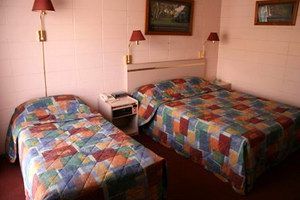 Cootamundra Gardens Motel - Perths Hotel 1