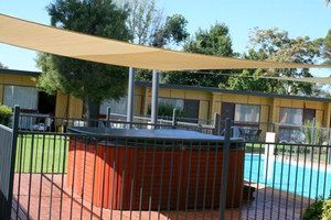 Cootamundra Gardens Motel - Perths Hotel 2
