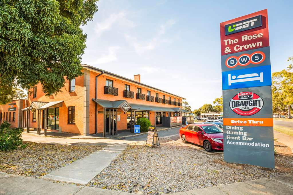 Elizabeth SA Perths Hotel