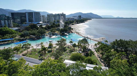 Pacific Hotel Cairns - Perths Hotel 0