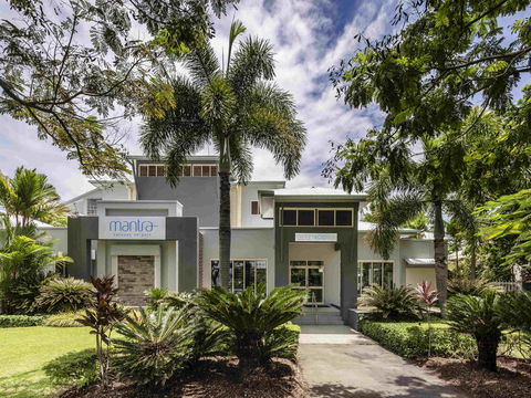 Mantra Aqueous Port Douglas - Perths Hotel 0