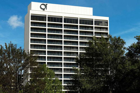 QT Canberra - Perths Hotel 0