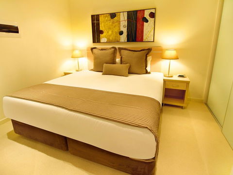 IStay Precinct - Perths Hotel 1