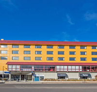 Burnie Central Townhouse Hotel - Perths Hotel