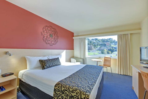Burnie Central Townhouse Hotel - Perths Hotel 2
