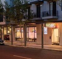 Mawson Lakes Hotel - Perths Hotel