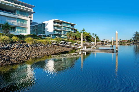 ULTIQA Freshwater Point Resort - Perths Hotel 0