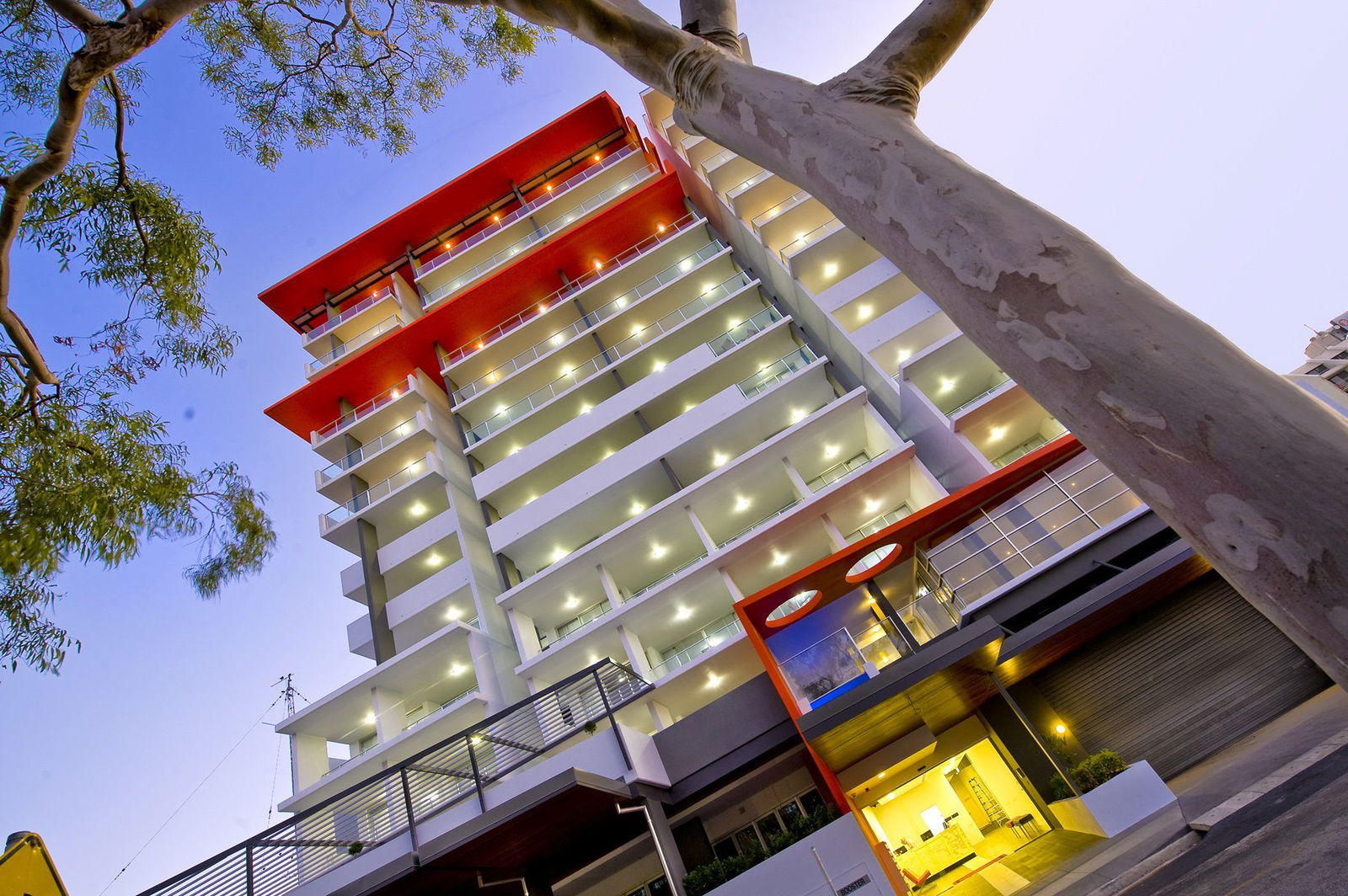 Allenstown QLD Perths Hotel