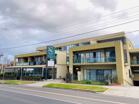 Quality Hotel Bayside Geelong - Perths Hotel 1