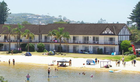 The Clan Lakeside Lodge - Perths Hotel 0