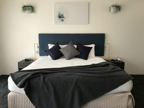 The Clan Lakeside Lodge - Perths Hotel 1