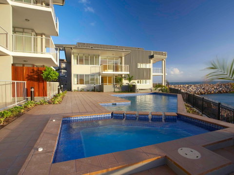 Grand Mercure Apartments Magnetic Island - Perths Hotel 1
