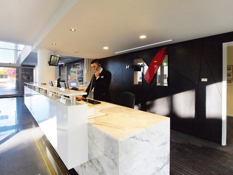 Oaks Metropole Hotel - Perths Hotel 1