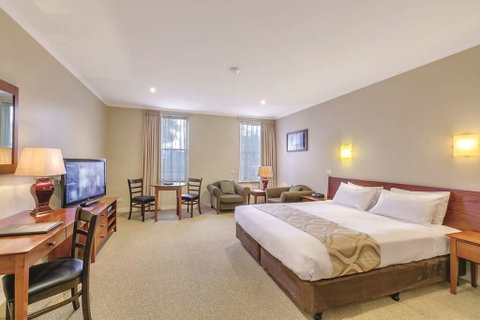 Lake Inn Ballarat - Perths Hotel 17