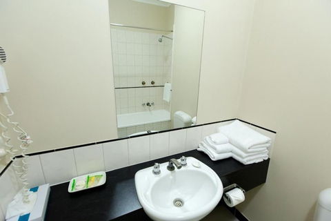 Barkly Motor Lodge - Perths Hotel 11