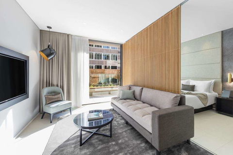 SKYE Suites Sydney - Perths Hotel 5