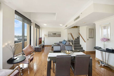 YEHS Hotel Sydney Harbour Suites - Perths Hotel 12