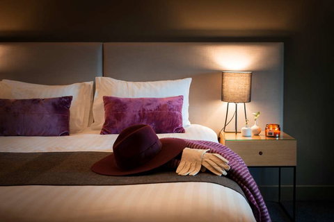 East Hotel - Perths Hotel 5