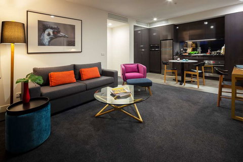 East Hotel - Perths Hotel 8