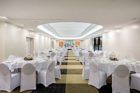 DoubleTree By Hilton Esplanade Darwin - Perths Hotel 9
