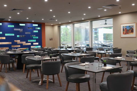 DoubleTree By Hilton Esplanade Darwin - Perths Hotel 12