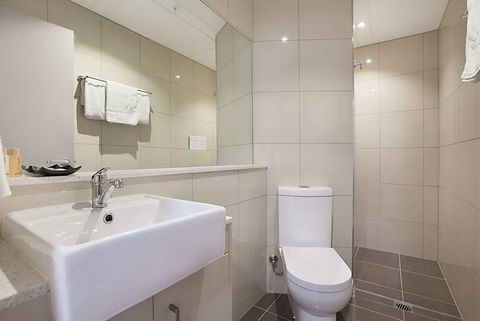 Ramada Suites Zen Quarter Darwin - Perths Hotel 3