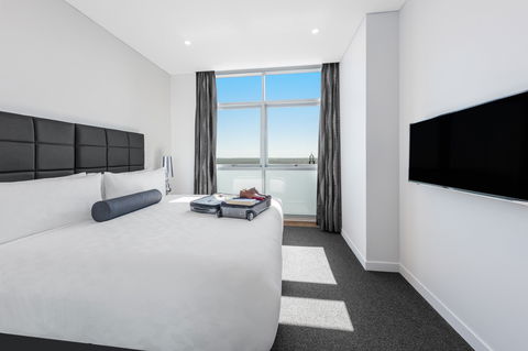 Meriton Suites Chatswood - Perths Hotel 0