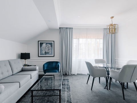 Grand Mercure The Hills Lodge - Perths Hotel 1