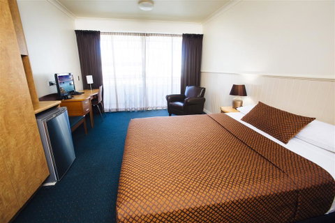 City Oasis Inn - Perths Hotel 2
