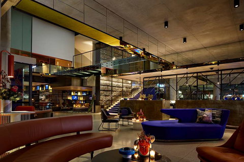 QT Melbourne - Perths Hotel 2