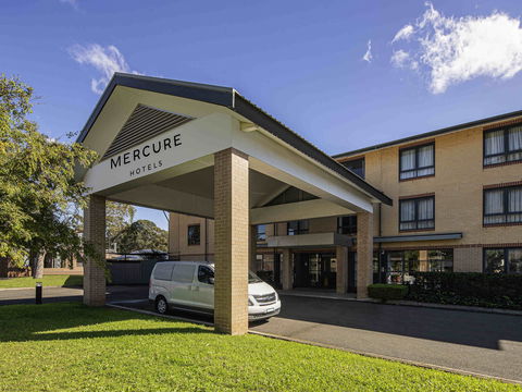Mercure Sydney Macquarie Park - Perths Hotel 0