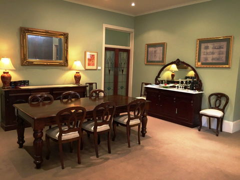 Longford Boutique Accommodation - Perths Hotel 2