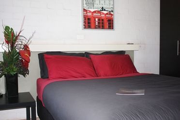 Newman Hotel - Perths Hotel 1