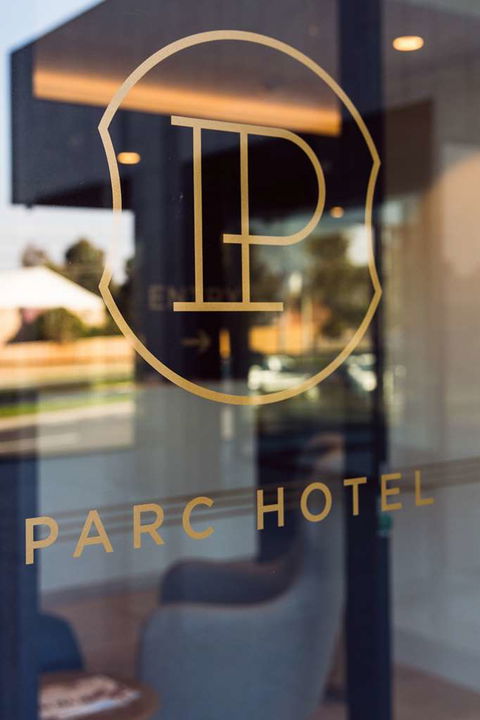Parc Hotel - Perths Hotel 0