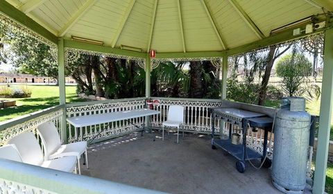 Burke & Wills Motor Inn - Perths Hotel 1