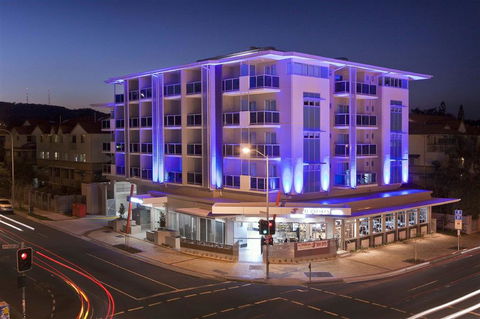 Jephson Hotel - Perths Hotel 0