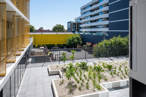 Oros Plus Hotel - Perths Hotel 2