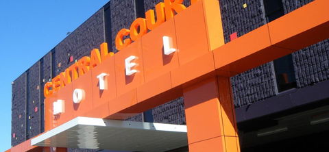 Warrnambool Central Court - Perths Hotel 0