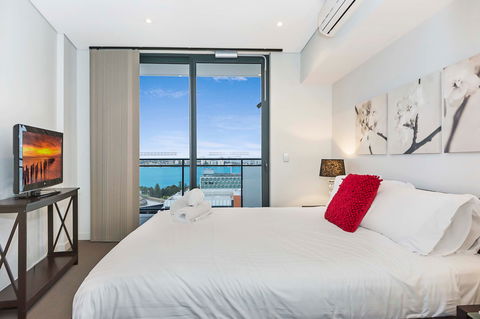 Astra Apartments Perth - Perths Hotel 12
