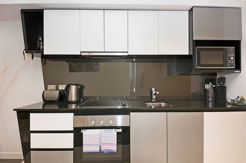 Astra Apartments Perth - Perths Hotel 14