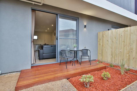 Quality Apartments Dandenong - Perths Hotel 9