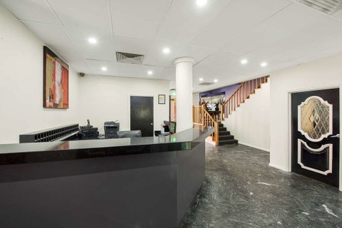 Comfort Inn Dandenong - Perths Hotel 2