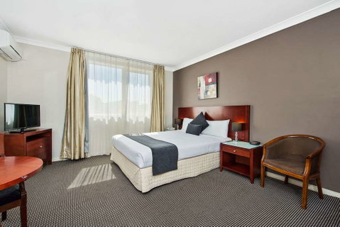 Comfort Inn Dandenong - Perths Hotel 5