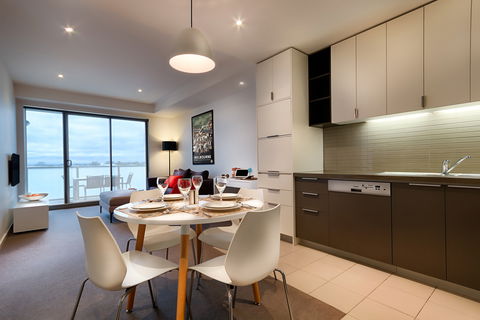 Caroline Serviced Apartments - Perths Hotel 11