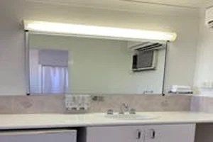 Outback Motel - Perths Hotel 7