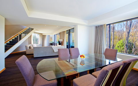 Crowne Plaza Canberra - Perths Hotel 13